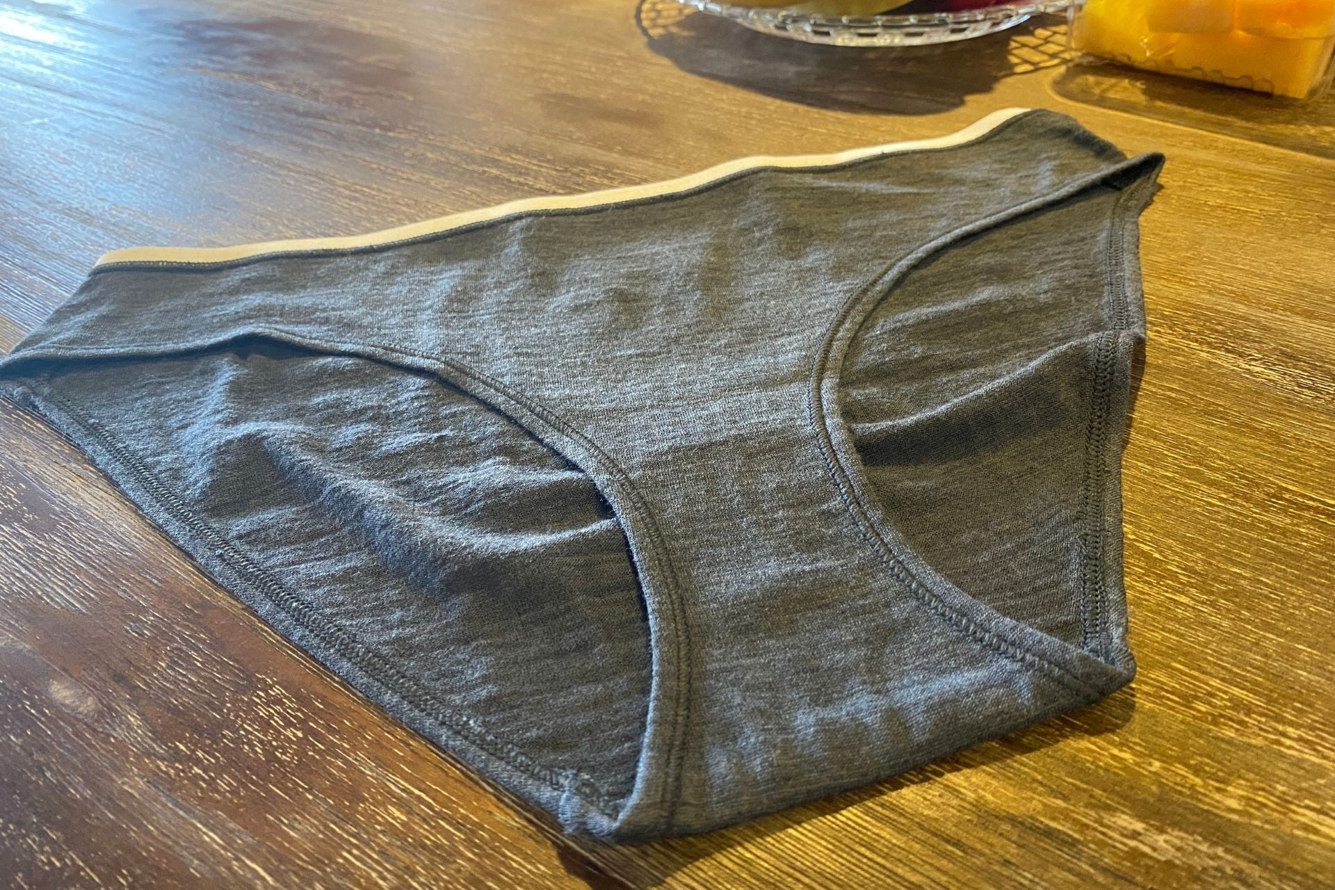 工場見学と、下着開発中