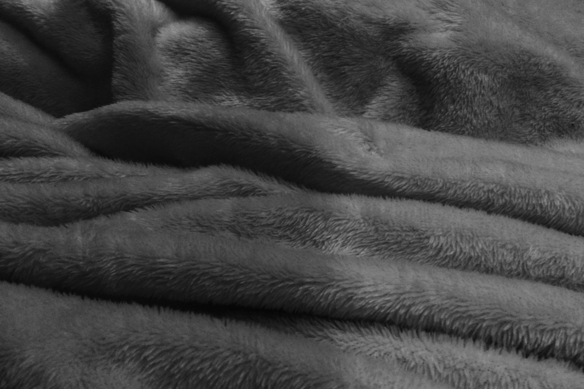 最新テクノロジーで、暖かいのに薄い、最強掛け布団を作りたいです🙏