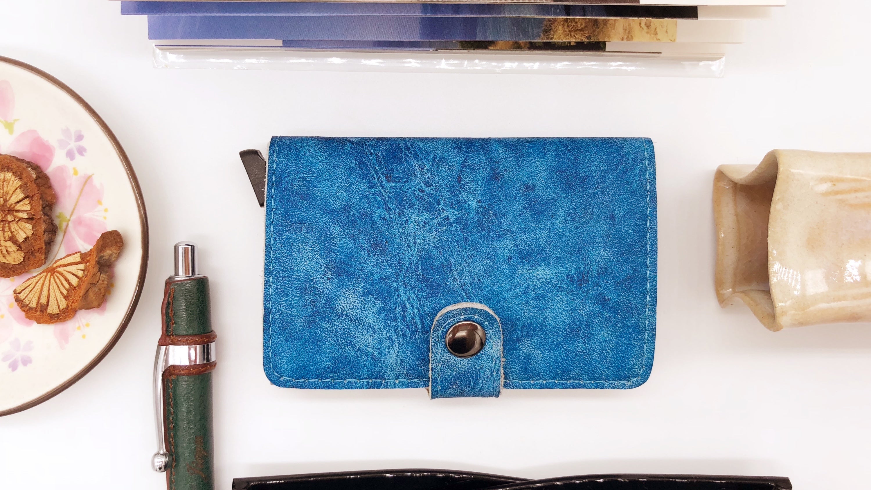 エアーウォレット限定カラー開始