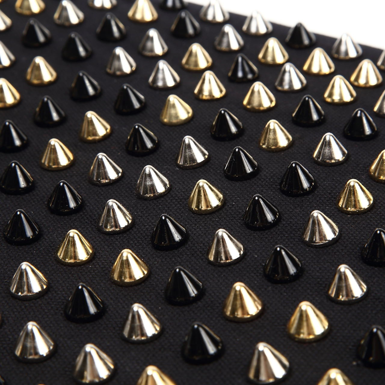 【早い者勝ちアウトレット】エキドナスタッズ ハリークラッチ