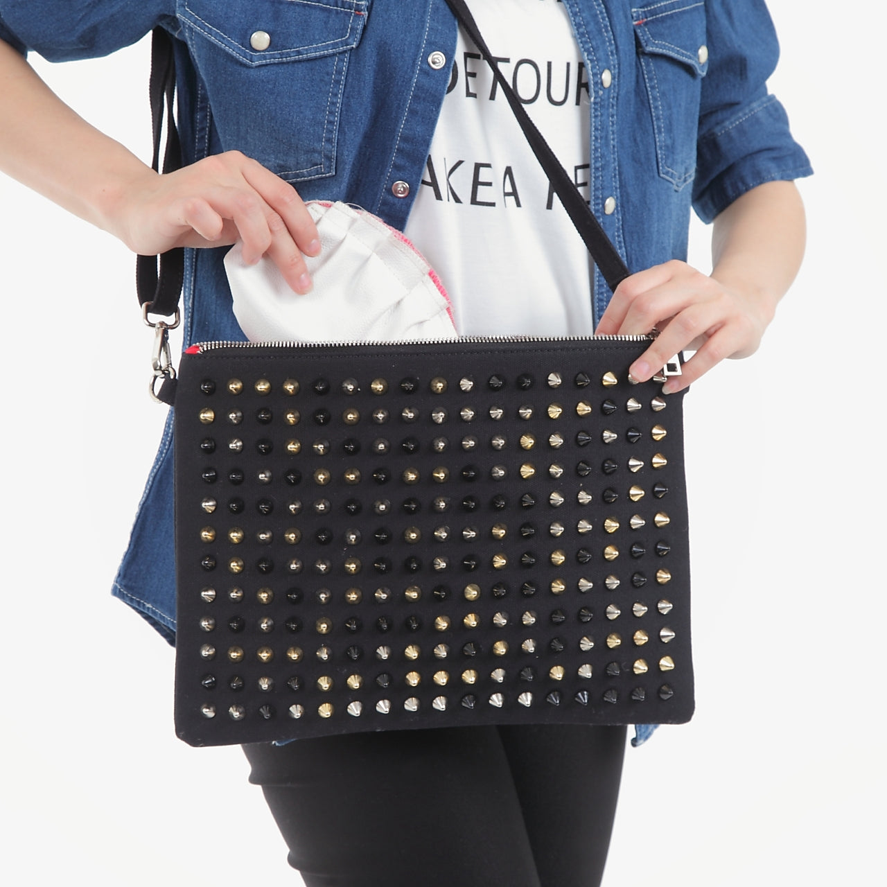 【早い者勝ちアウトレット】エキドナスタッズ ハリークラッチ