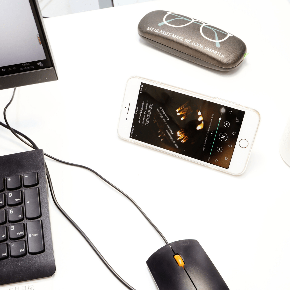 スマホを財布に スマホ貼付型多機能ウォレット「ピタロス」 - RASICAL