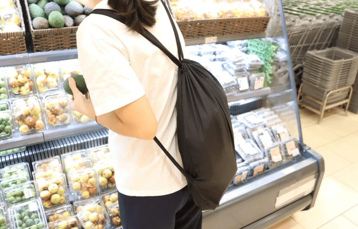 ラスト1点【アウトレット】サンプル品7セット、手ぶら派の方に最適、22gの便利なリュック型エコバッグ「エコラシリュック」