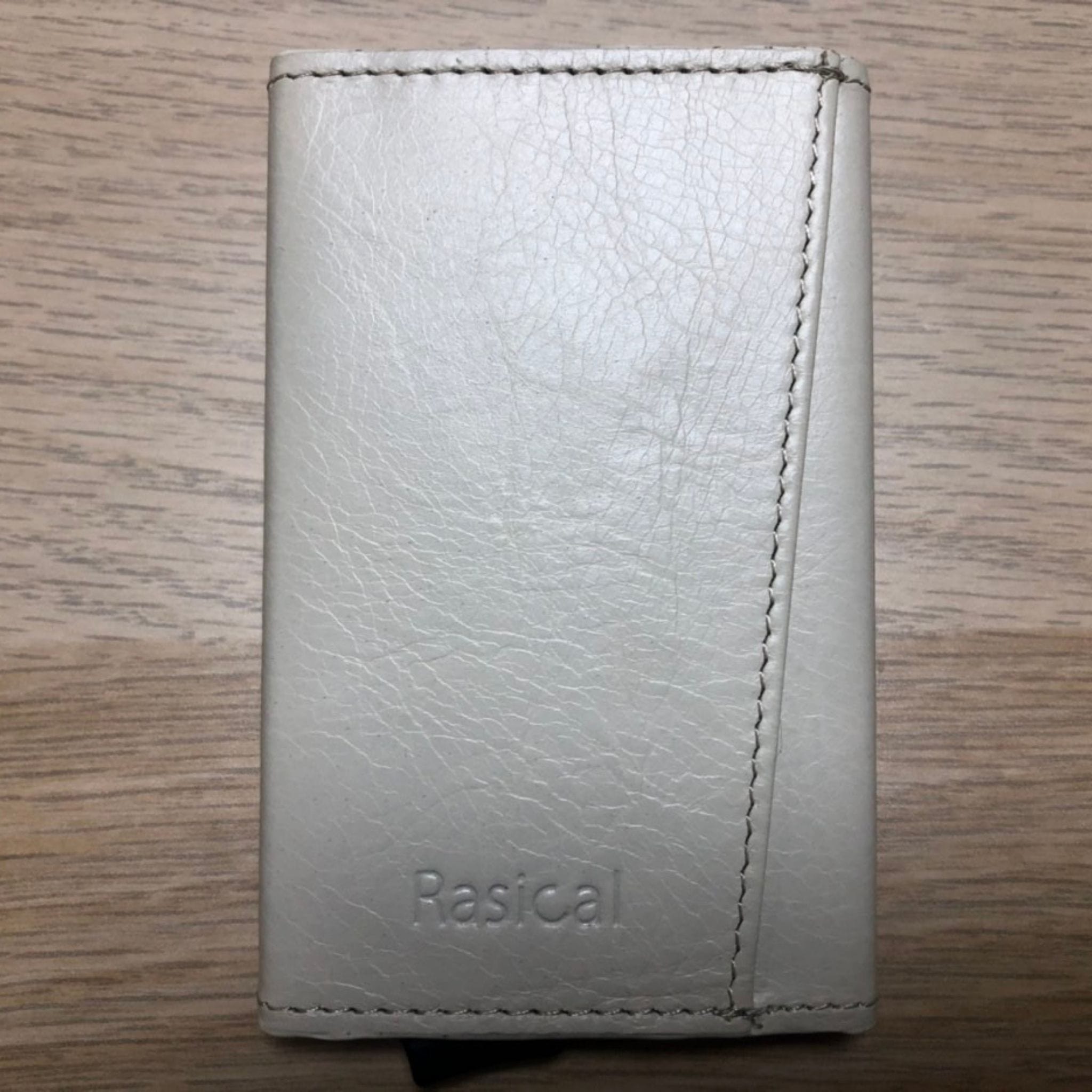 【早い者勝ちアウトレット】B級品ピタマグウォレット【即納】