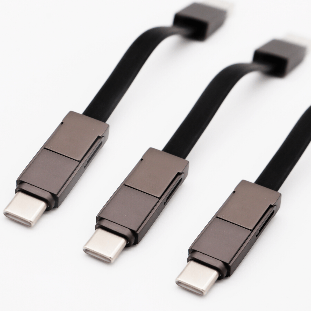 これ1つでAndroidもiPhoneも対応可能!極小USBケーブル「ミニル」TypeC変換コネクタ付き - RASICAL