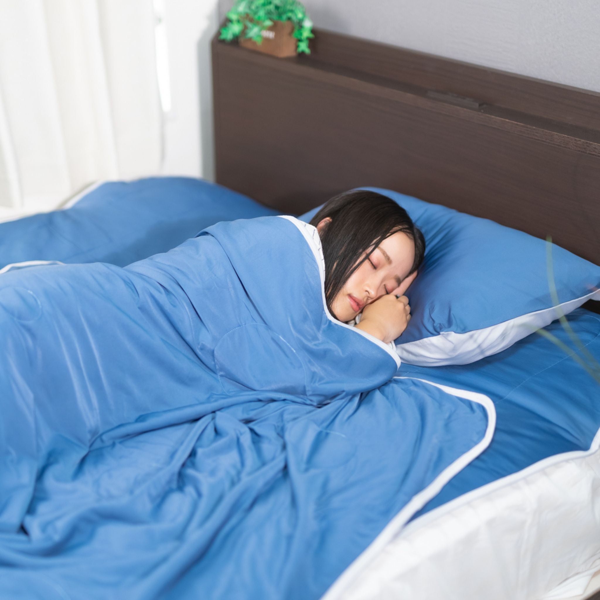 【早い者勝ちアウトレット】毎日快適!宇宙服×先端技術×接触冷感、薄くて洗える「フェアリーノヴァ掛け布団 Moon」 by HeatEther™