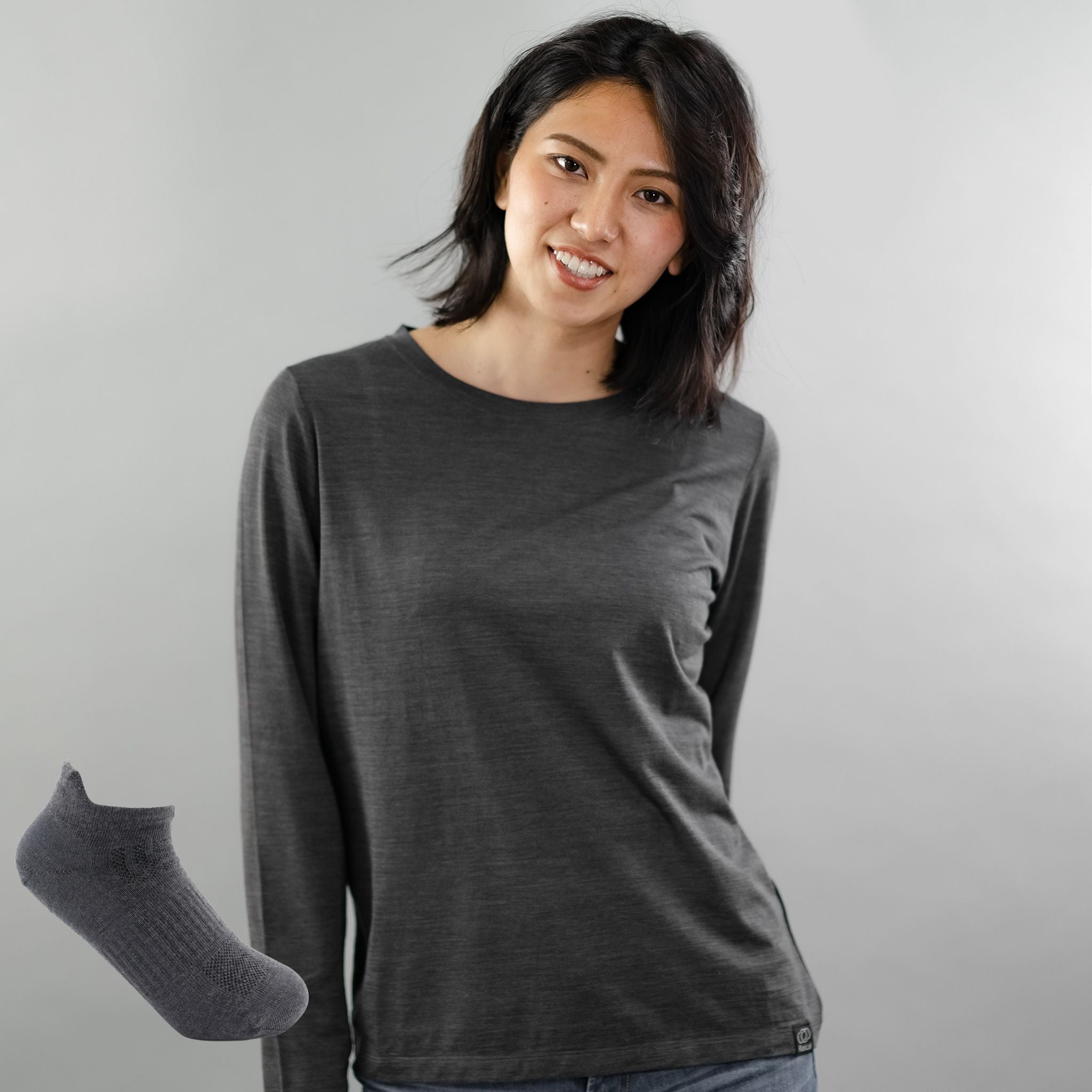 【ウインターセール】冬の最強レディースインナー＆防寒2点セット（Tシャツ1枚・靴下Mサイズ）