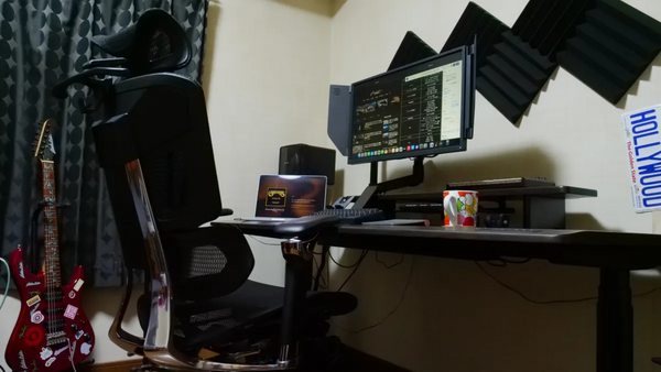 ラシカルチェアをレビュー。7Dアームレストと充実過ぎる機能が魅力の椅子を試してみた【クラファンで42%オフ！】